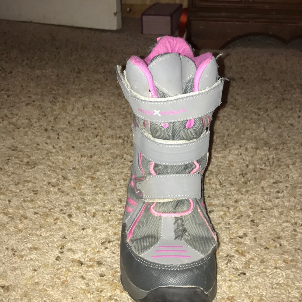 boots - Picture 2 of 5